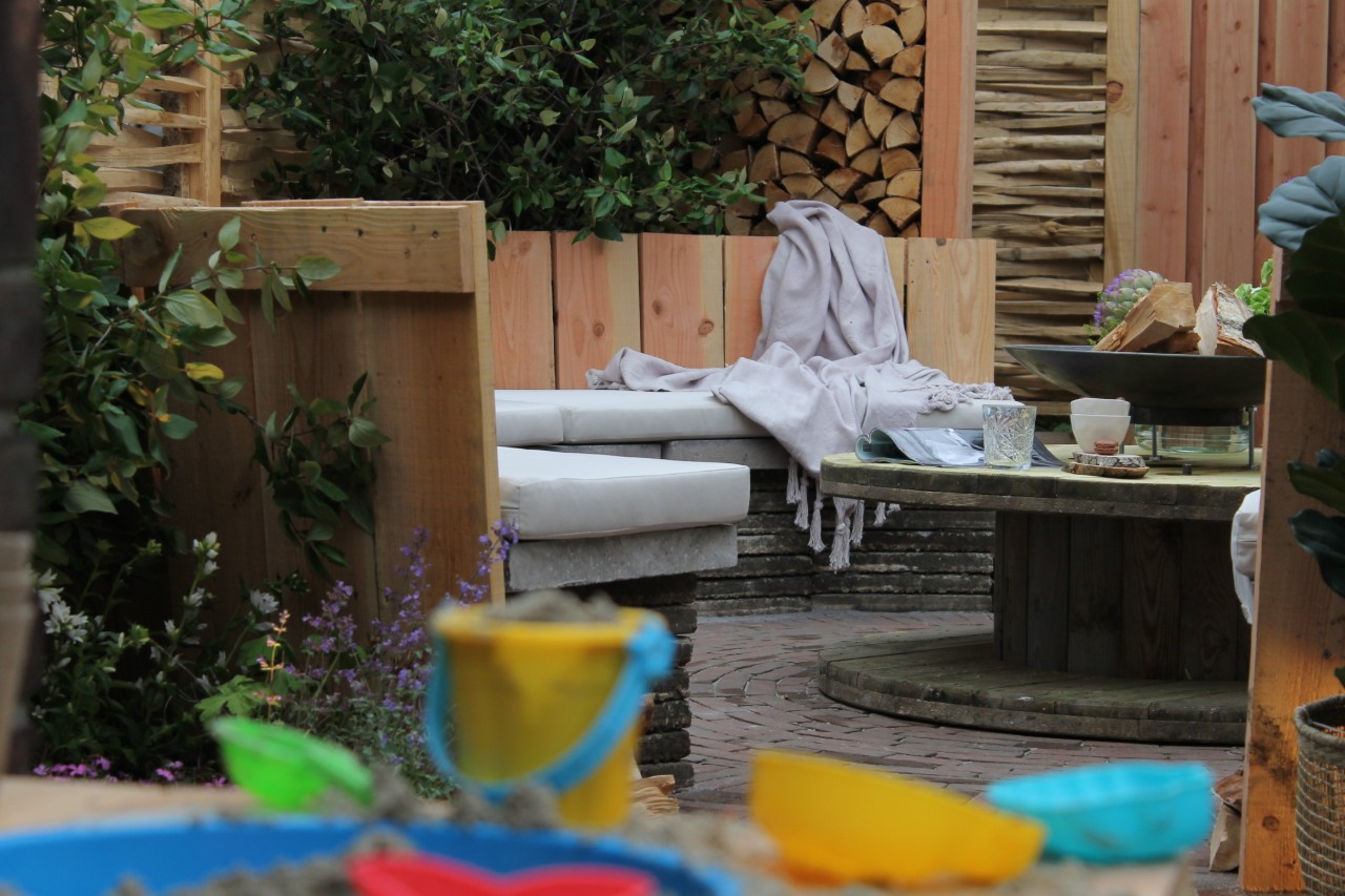 loungebank ronde kussens